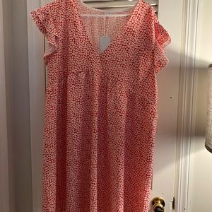 Cute flutter sleeve knee length dress.